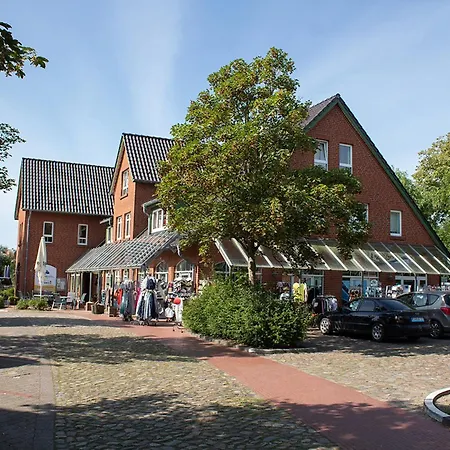 Holiday home Achteck Am Deich, Graureiherweg 4a
